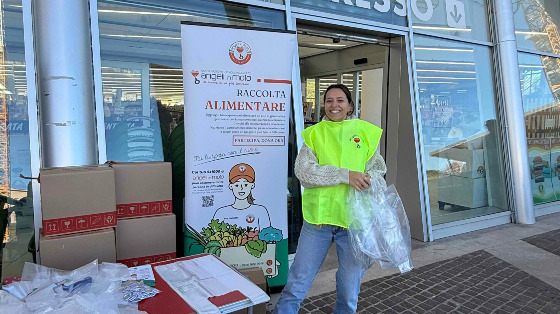 Raccolta alimentare con Angeli in Moto alla Conad in via Nocera Umbra